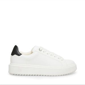 Steve Madden Catcher White Black Shoes